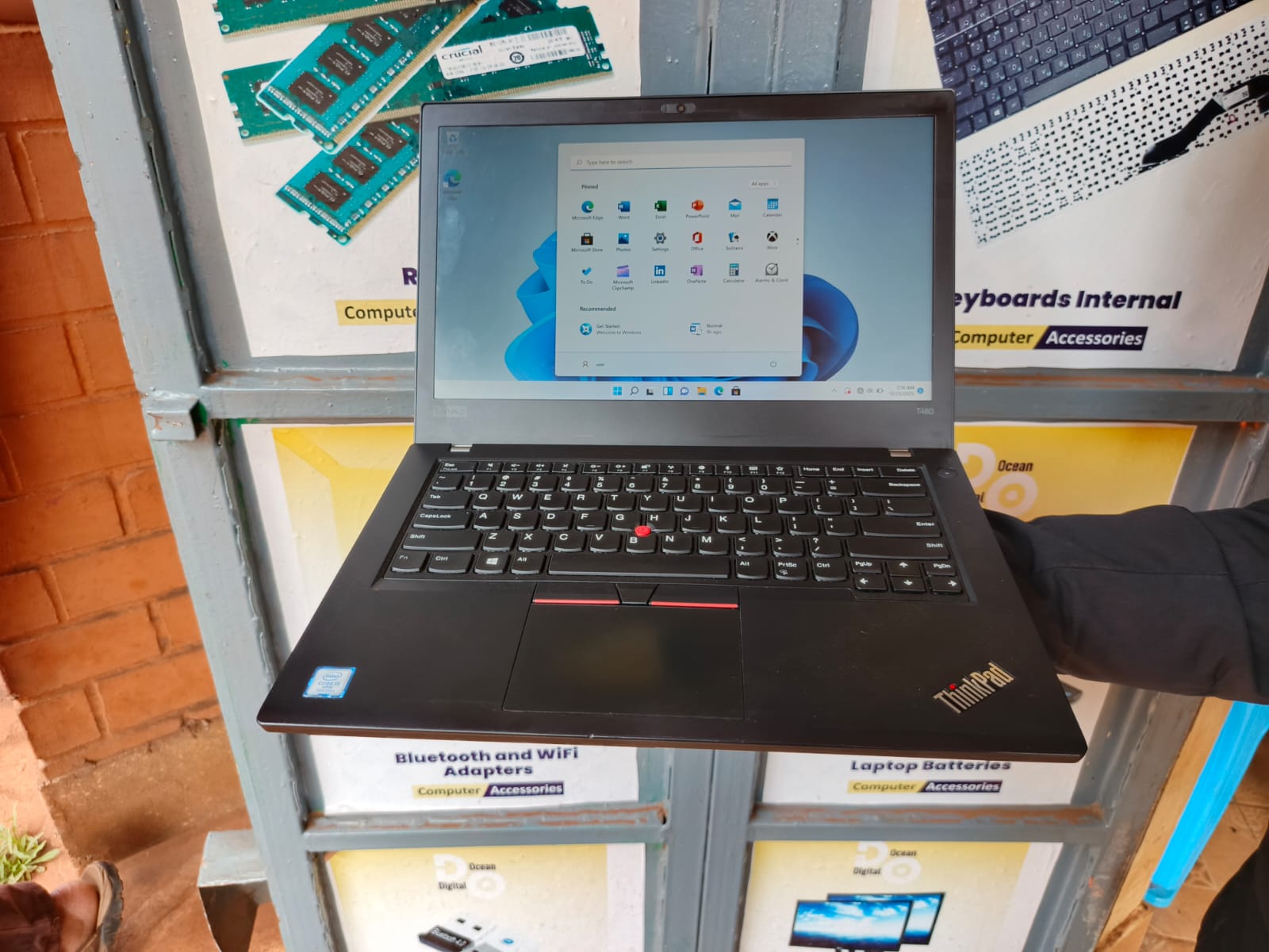 Lenovo ThinkPad T480 Touch – Power, Performance & Productivity